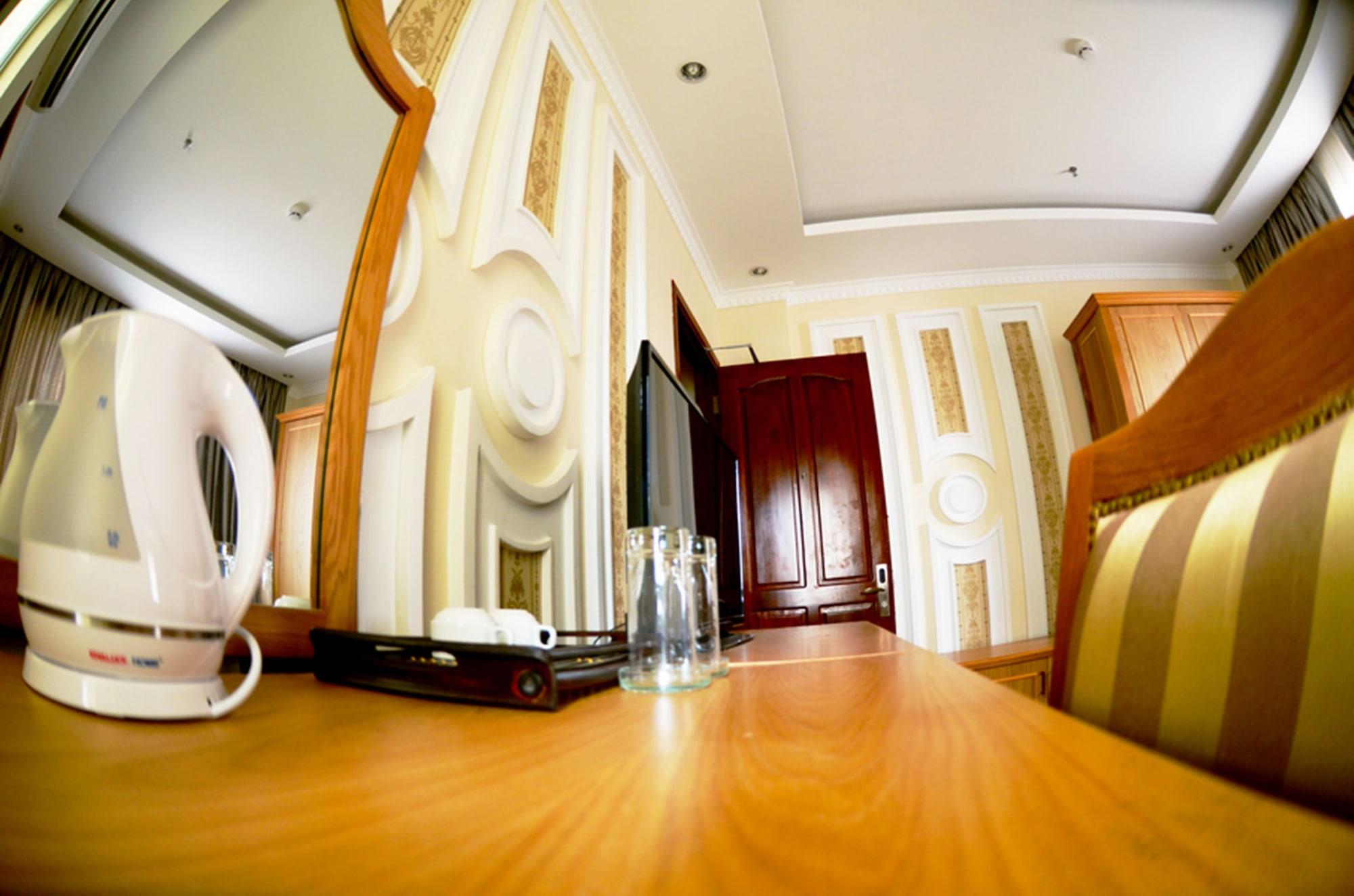 Madella Hotel Cần Thơ Extérieur photo