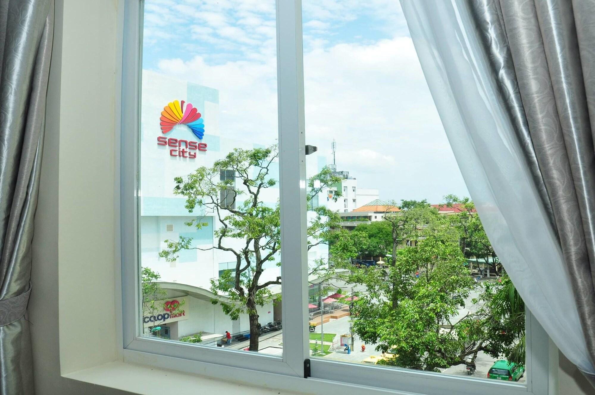 Madella Hotel Cần Thơ Extérieur photo